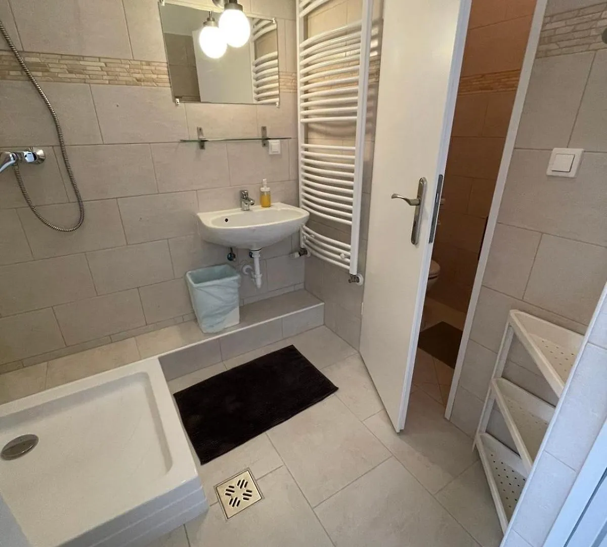 Greengary Budapest Apartments 0*,